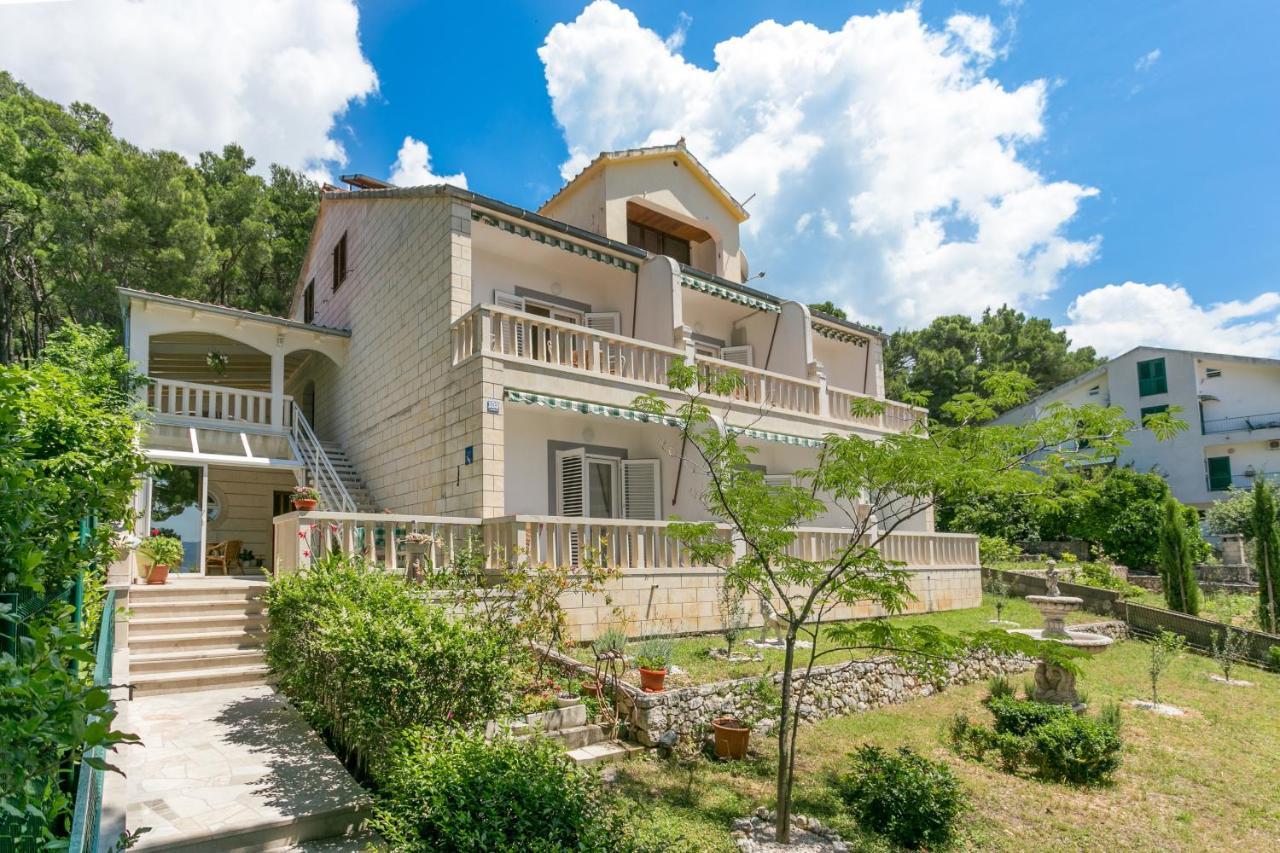 Apartments By The Sea Brela, Makarska - 18356 Exterior photo